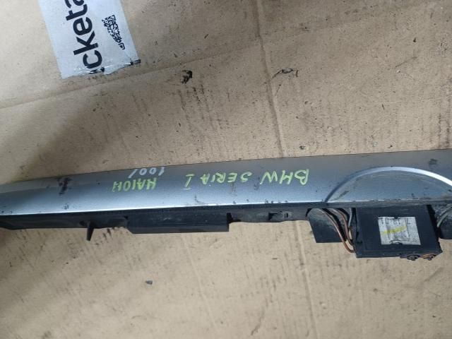 bontott BMW 1 Csomagtérajtó Kilincs