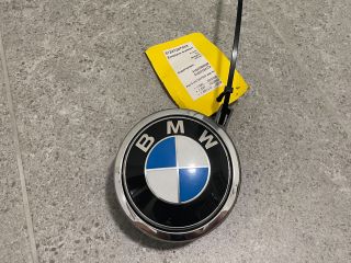 bontott BMW 1 Csomagtérajtó Kilincs