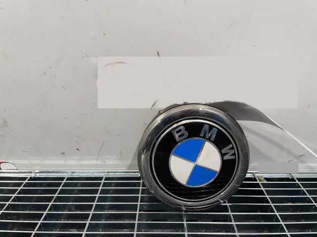 bontott BMW 1 Csomagtérajtó Kilincs