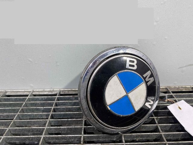 bontott BMW 1 Csomagtérajtó Kilincs