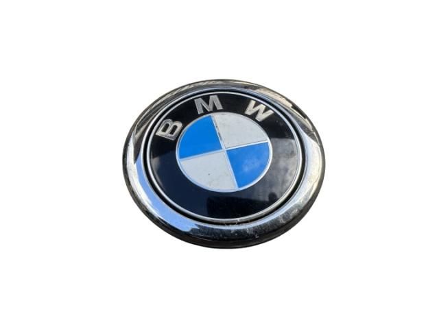 bontott BMW 1 Csomagtérajtó Kilincs