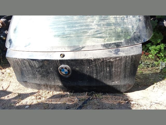 bontott BMW 1 Csomagtérajtó (Részeivel)