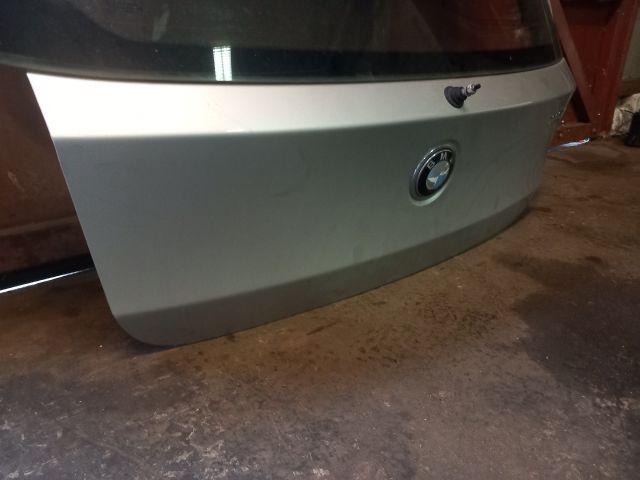 bontott BMW 1 Csomagtérajtó (Részeivel)