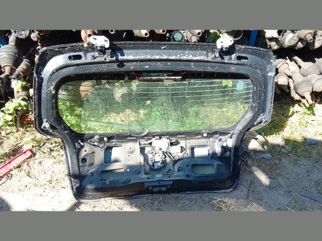 bontott BMW 1 Csomagtérajtó (Részeivel)