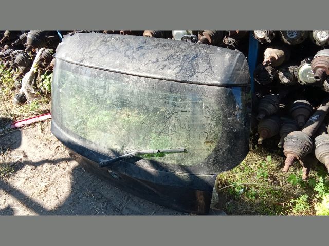 bontott BMW 1 Csomagtérajtó (Részeivel)