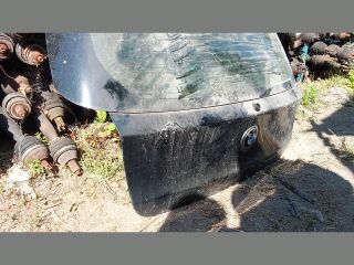 bontott BMW 1 Csomagtérajtó (Részeivel)