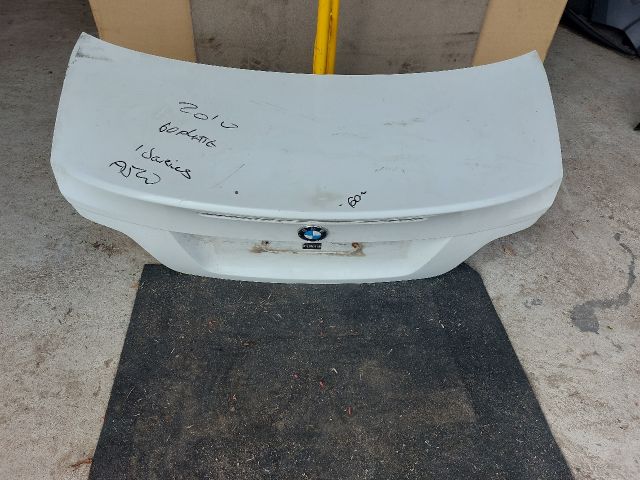 bontott BMW 1 Csomagtérajtó (Részeivel)