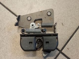 bontott BMW 1 Csomagtérajtó Zárszerkezet