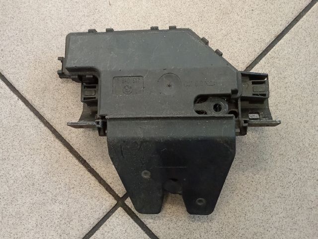 bontott BMW 1 Csomagtérajtó Zárszerkezet