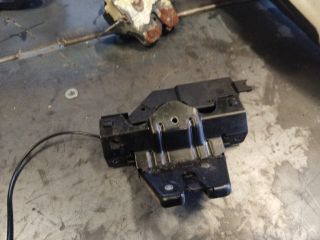 bontott BMW 1 Csomagtérajtó Zárszerkezet