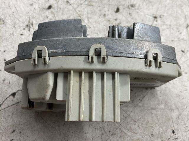 bontott BMW 1 Előtét Ellenállás Fűtőmotor