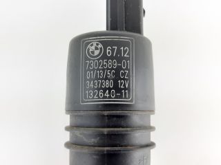 bontott BMW 1 Első Ablakmosó Szivattyú