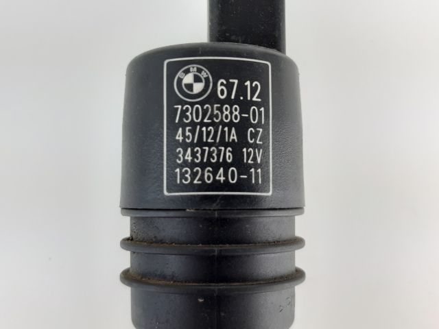 bontott BMW 1 Első Ablakmosó Szivattyú