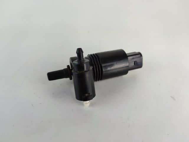 bontott BMW 1 Első Ablakmosó Szivattyú