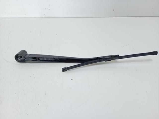 bontott BMW 1 Első Ablaktörlő Kar