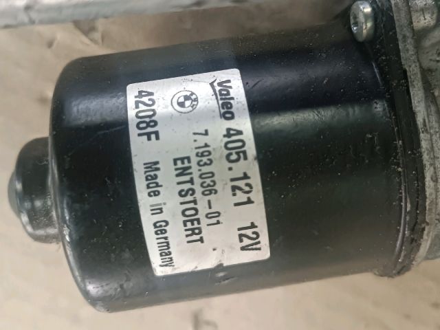 bontott BMW 1 Első Ablaktörlő Szerkezet Motorral