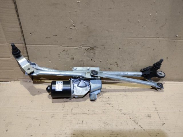 bontott BMW 1 Első Ablaktörlő Szerkezet Motorral