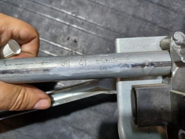 bontott BMW 1 Első Ablaktörlő Szerkezet