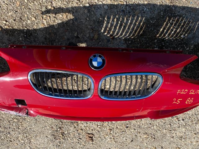 bontott BMW 1 Első Lökhárító (Részeivel)