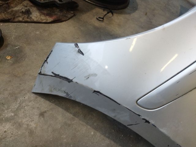 bontott BMW 1 Első Lökhárító (Részeivel)