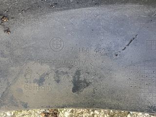 bontott BMW 1 Első Lökhárító (Részeivel)