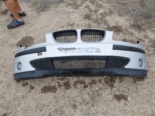 bontott BMW 1 Első Lökhárító (Részeivel)