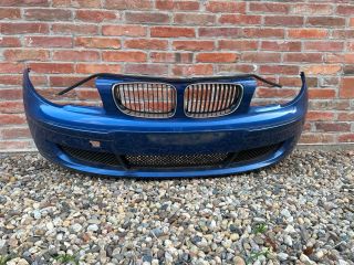 bontott BMW 1 Első Lökhárító (Részeivel)