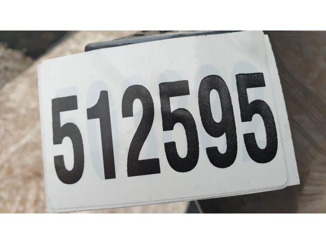 bontott BMW 1 Első Lökhárító (Részeivel)