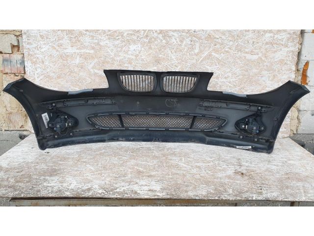 bontott BMW 1 Első Lökhárító (Részeivel)