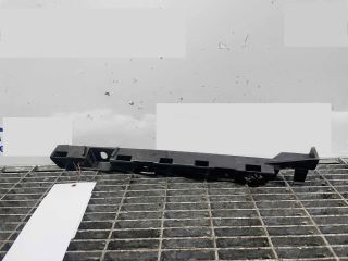 bontott BMW 1 Első Lökhárító Tartó Felső