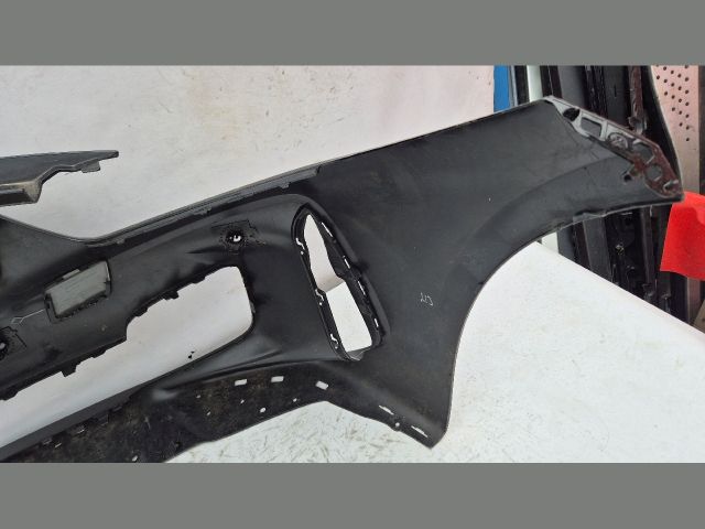 bontott BMW 1 Első Lökhárító (Üresen)