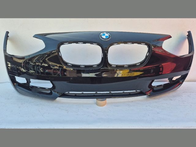 bontott BMW 1 Első Lökhárító (Üresen)