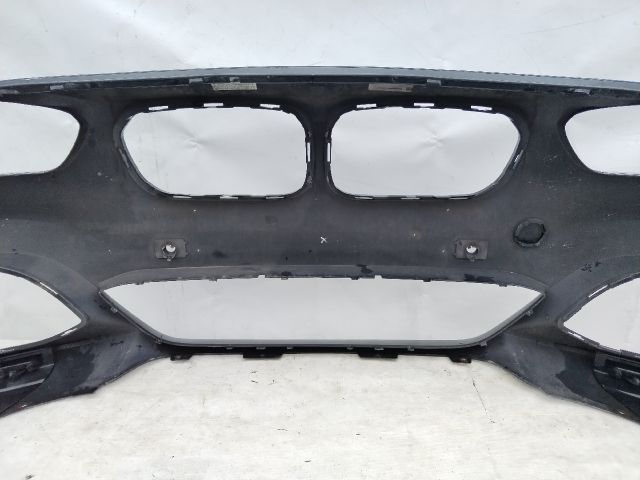 bontott BMW 1 Első Lökhárító (Üresen)