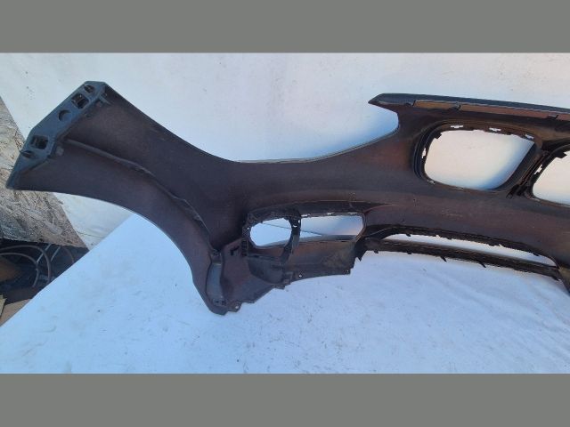 bontott BMW 1 Első Lökhárító (Üresen)