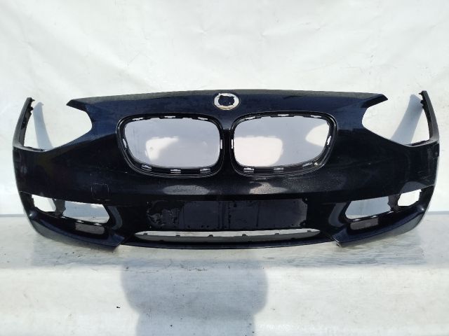 bontott BMW 1 Első Lökhárító (Üresen)