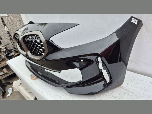 bontott BMW 1 Első Lökhárító (Üresen)