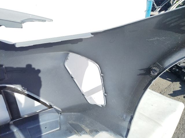 bontott BMW 1 Első Lökhárító (Üresen)