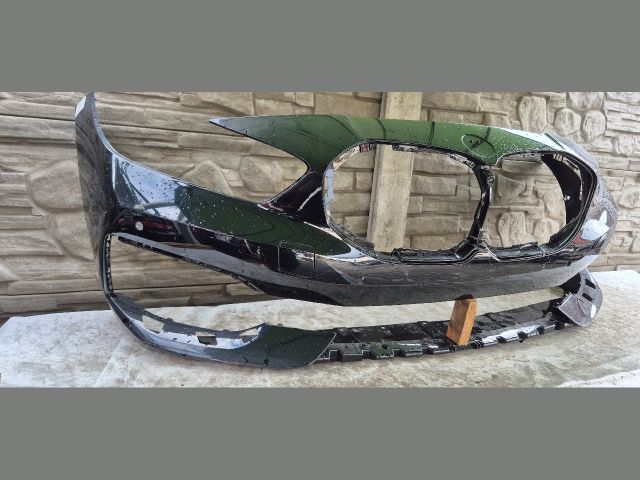 bontott BMW 1 Első Lökhárító (Üresen)