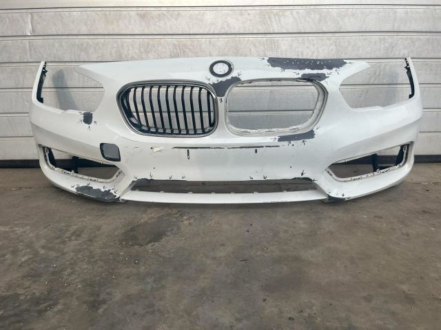 bontott BMW 1 Első Lökhárító (Üresen)