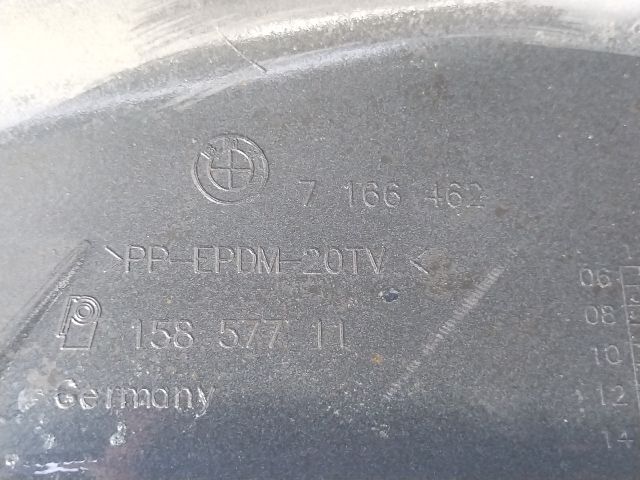 bontott BMW 1 Első Lökhárító (Üresen)