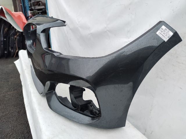 bontott BMW 1 Első Lökhárító (Üresen)