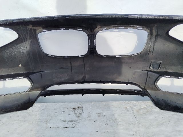 bontott BMW 1 Első Lökhárító (Üresen)