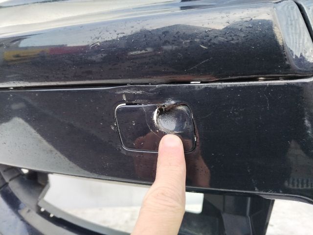 bontott BMW 1 Első Lökhárító (Üresen)