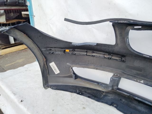 bontott BMW 1 Első Lökhárító (Üresen)