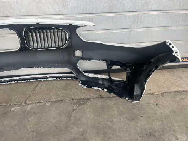 bontott BMW 1 Első Lökhárító (Üresen)