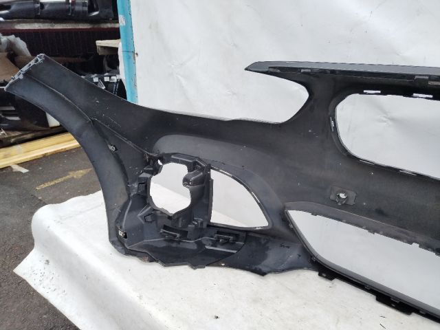 bontott BMW 1 Első Lökhárító (Üresen)