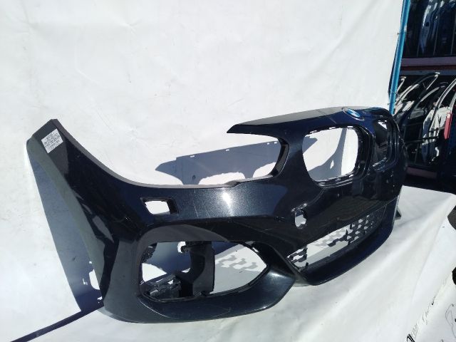 bontott BMW 1 Első Lökhárító (Üresen)