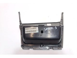 bontott BMW 1 Első Tároló Rekesz