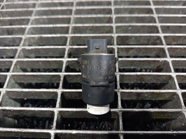 bontott BMW 1 Első Tolatóradar Fej