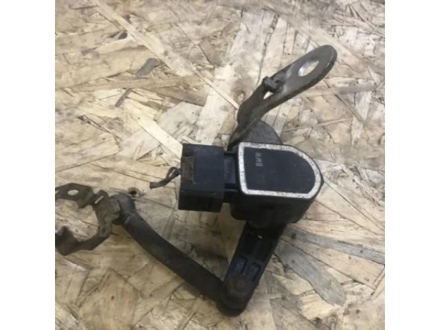 bontott BMW 1 Első Xenon Szintszabályzó Jeladó